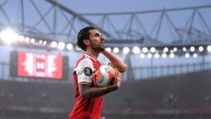 Eks Pelatih Sebut Dani Ceballos Lebih Hebat dari Hakan Calhanoglu
