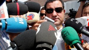 Hubungan AC Milan dan Mino Raiola Kembali Memanas