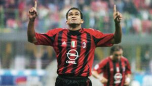 JANGAN LEPAS GRATIS! Serginho Desak Milan ‘Berkorban’ Demi Pertahankan Maignan