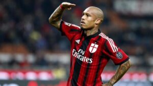 Nigel De Jong Senang AC Milan Berada Di Pucuk Klasemen Serie A