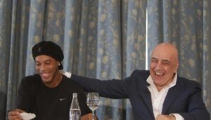 Ronaldinho: “Melihat Maldini dan Galliani Bahagia Telah Membuat Saya Sangat Senang”