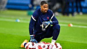 Raphael Varane: “Mike Maignan Adalah Penjaga Gawang yang Membawa Ketenangan!”