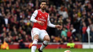 Bek Arsenal Ini Dalam Radar Transfer AC Milan