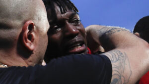 Eks Striker Juve: “AC Milan vs Inter 50:50 Kalau Leao Bermain”