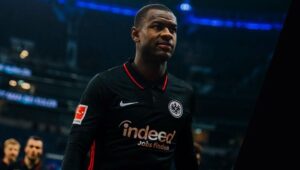 AC Milan atau AS Roma, Begini Pilihan Evan Ndicka