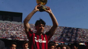 Kecam Keras Laga AC Milan di Australia, Van Basten: ‘Komedi Macam Apa Ini, Rasanya Gila!’