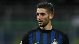 Wah, Diam-diam AC Milan Coba Bajak Gelandang Inter Ini
