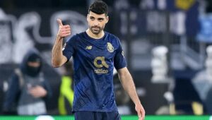 AC Milan dan Inter Siap Saling Gebuk untuk Dapatkan Mehdi Taremi