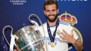 Diam-diam, AC Milan Berniat Datangkan Bek Tangguh Real Madrid Ini