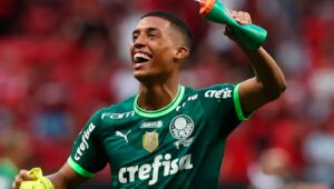 AC Milan Tertarik Datangkan Bek Sayap Palmeiras Ini