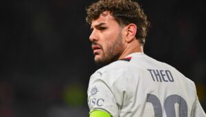 Theo Hernandez Segera Hengkang, AC Milan Buru Vanderson dan Tiago Santos untuk Era Baru