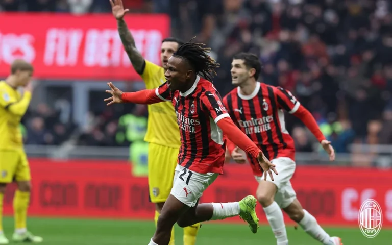 Highlight Pertandingan AC Milan vs Parma [Serie A]