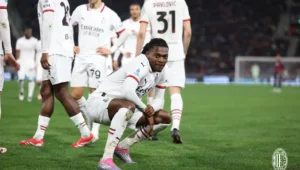 Laporan Ben Jacobs: Tottenham Terus Pantau Situasi Leão, Berharap Harga Turun