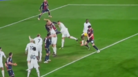 Kenapa VAR Tetap Mengesahkan Gol Handball Bologna?