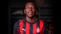 RESMI: Pervis Estupiñán Bergabung dengan AC Milan, Teken Kontrak Lima Tahun!