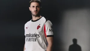 Santiago Gimenez Tak Gentar dengan Rencana AC Milan Rekrut Striker Baru