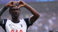 Saga Jashari Buntu, Milan Lirik Gelandang Tottenham Yves Bissouma Sebagai Alternatif