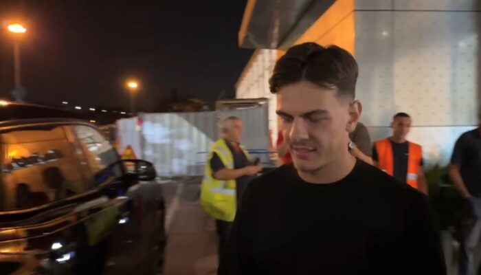 VIDEO: Rekrutan €39 Juta AC Milan, Ardon Jashari, Akhirnya Tiba di Milano!