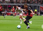 Manuver Mengejutkan AC Milan: Santiago Gimenez Diberi Izin untuk Cari Klub Baru!