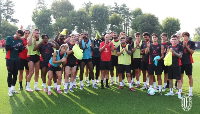 AGEN ALLEGRI BUKA SUARA! Skuad Milan Terlalu Tipis, Wajib Belanja di Januari?