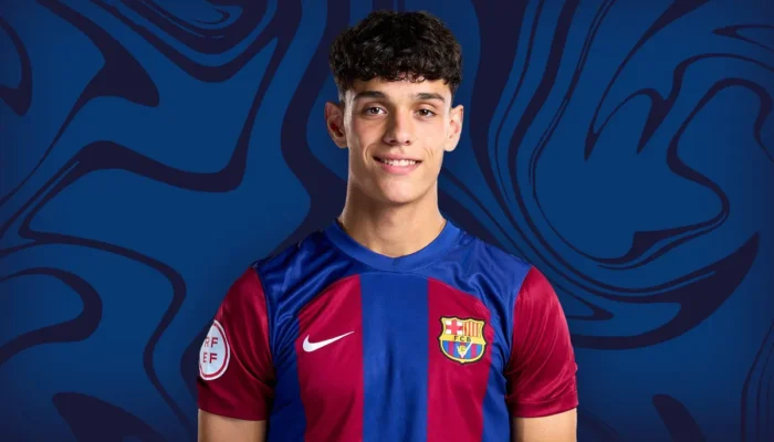 KURANG DARI 20 MENIT TERSISA! AC Milan Dikaitkan dengan Bek Barcelona, Hector Fort