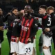 “BUKAN KARENA SERIE A!” – Tomori Bantah Karirnya di Milan Hancurkan Peluang Masuk Timnas