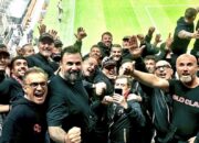 BOIKOT MELUAS! Club Old Clan Tarik Spanduk, Solidaritas Penuh untuk Curva Sud!