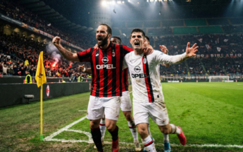 Gonzalo Higuain, Christian Pulisic