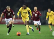 VONIS MRI KELUAR! Leao Lolos dari Cedera Horor, Fans Milan Bisa Tidur Nyenyak