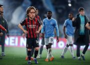 Peringatan Alessandro Costacurta: AC Milan Harus Waspadai Ancaman Napoli